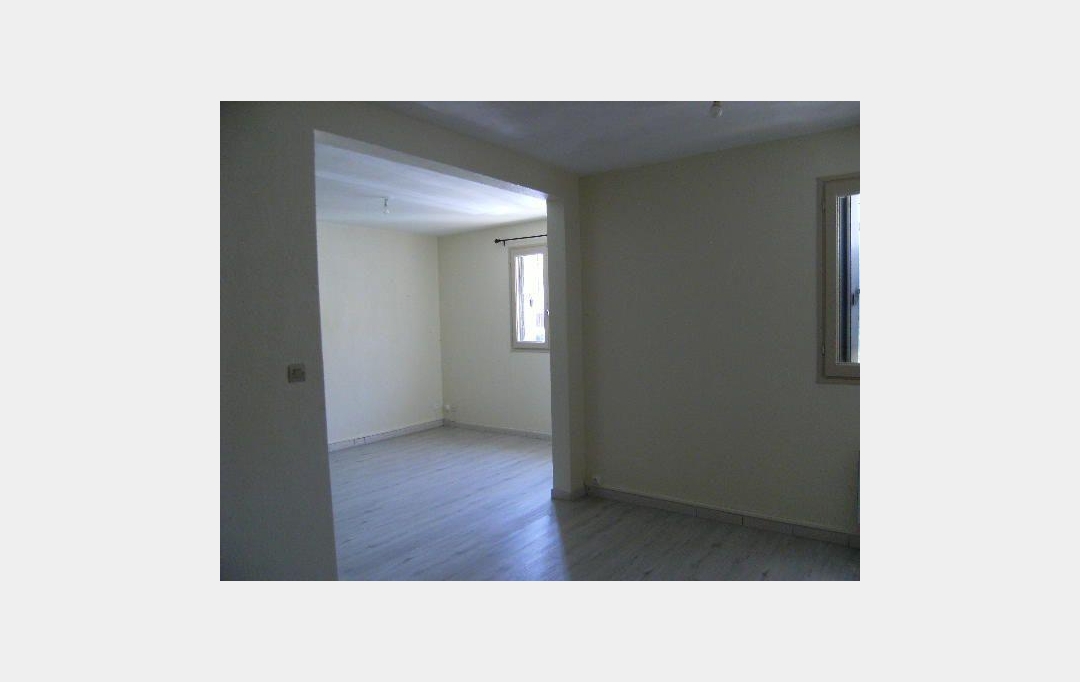Annonces CHATEAURENARD : Appartement | SORGUES (84700) | 45 m2 | 522 € 