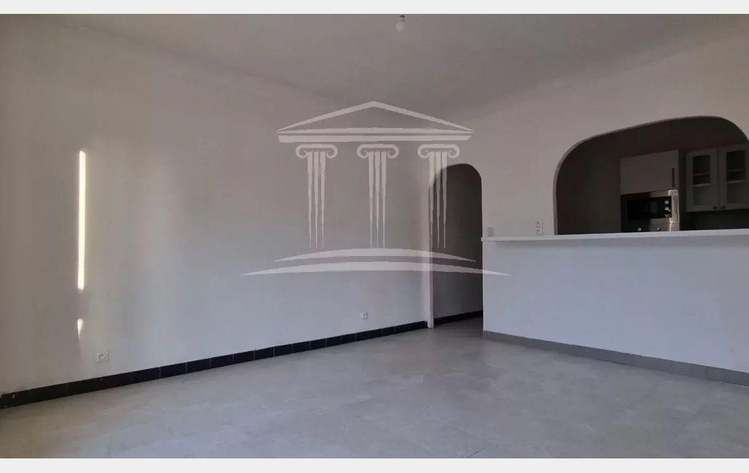 Annonces CHATEAURENARD : House | SORGUES (84700) | 70 m2 | 117 000 € 