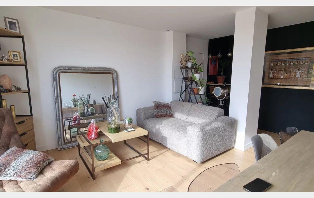 Annonces CHATEAURENARD : Apartment | AVIGNON (84000) | 60 m2 | 128 000 € 